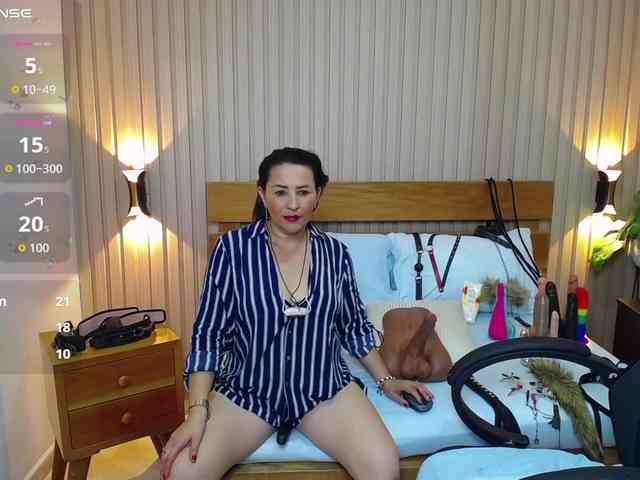 luciana-ballesteros webcam