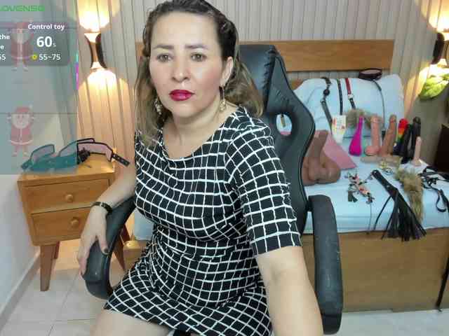 luciana-ballesteros webcam