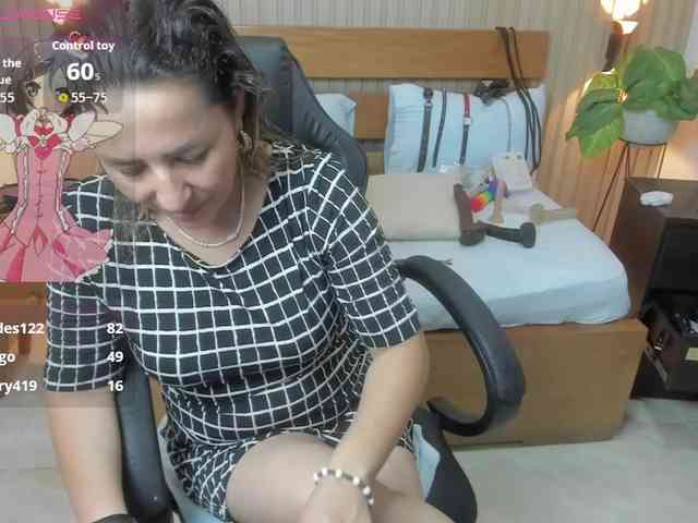 luciana-ballesteros webcam