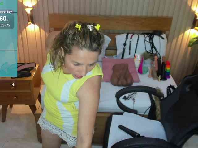 luciana-ballesteros webcam