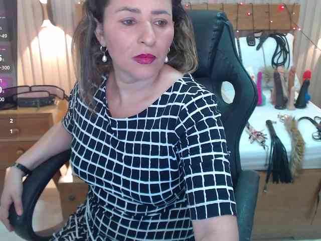 luciana-ballesteros webcam