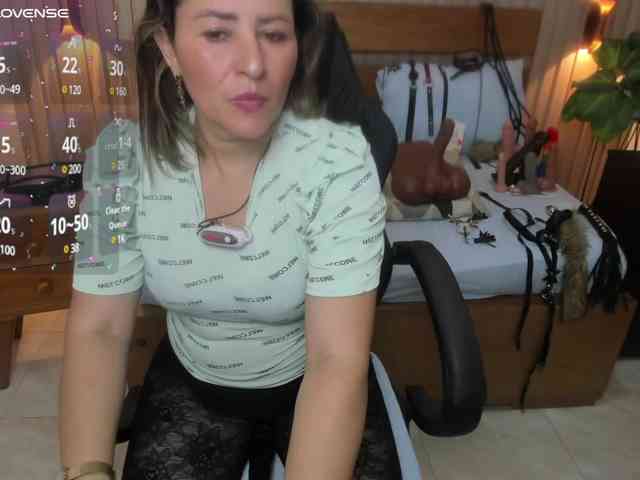 luciana-ballesteros webcam