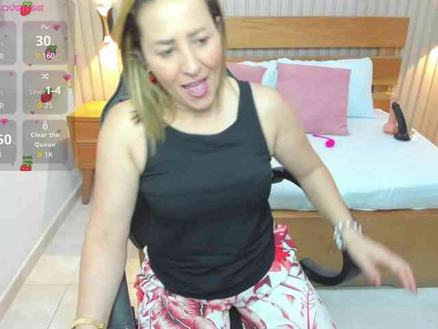 luciana-ballesteros webcam