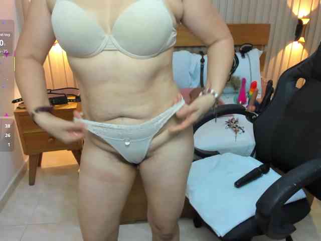 luciana-ballesteros webcam