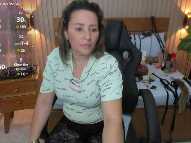 luciana-ballesteros webcam