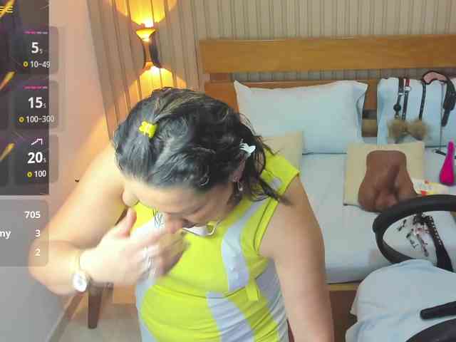 luciana-ballesteros webcam
