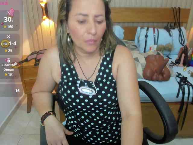 luciana-ballesteros webcam