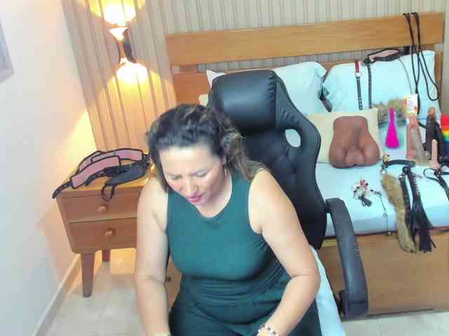 luciana-ballesteros webcam