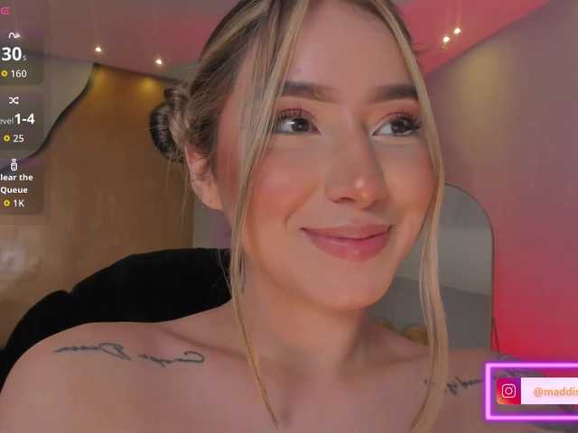 MaddisonCollins's BongaCams show and profile