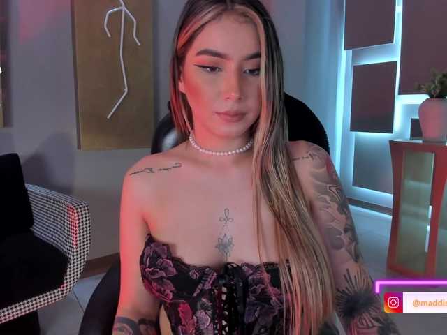 MaddisonCollins's BongaCams show and profile