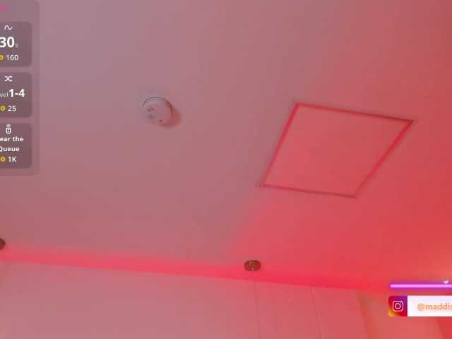 MaddisonCollins's BongaCams show and profile