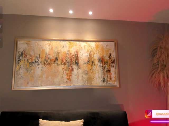 MaddisonCollins's BongaCams show and profile