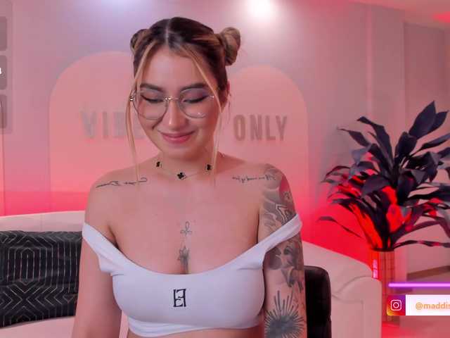 MaddisonCollins's BongaCams show and profile