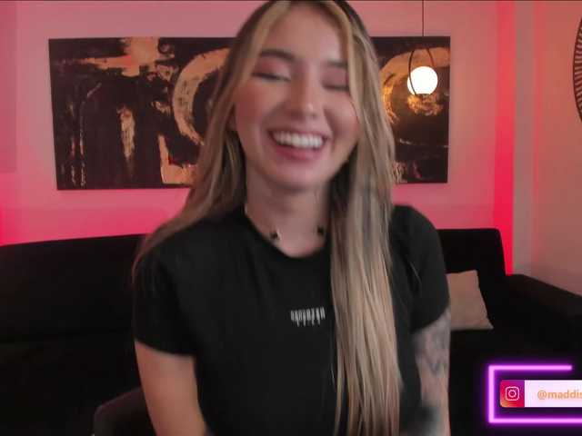 MaddisonCollins's BongaCams show and profile