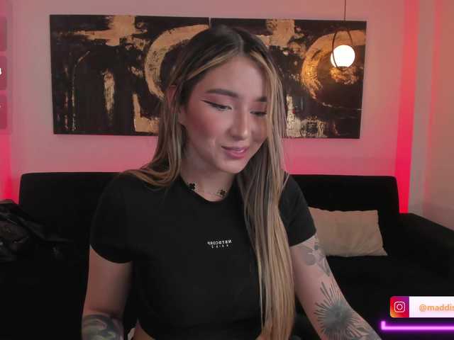 MaddisonCollins's BongaCams show and profile