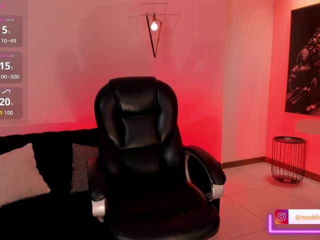 MaddisonCollins's BongaCams show and profile