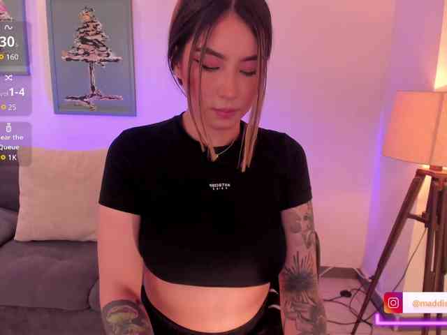 MaddisonCollins webcam