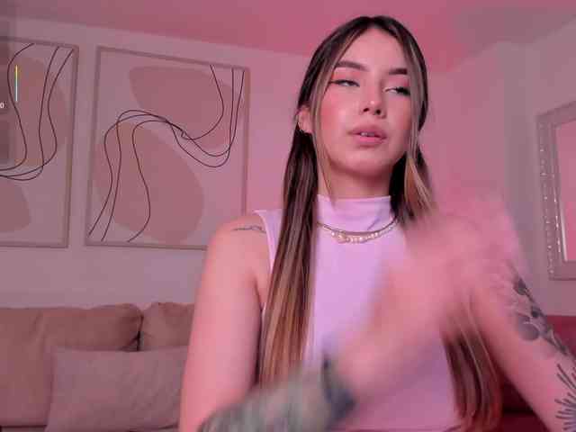MaddisonCollins webcam