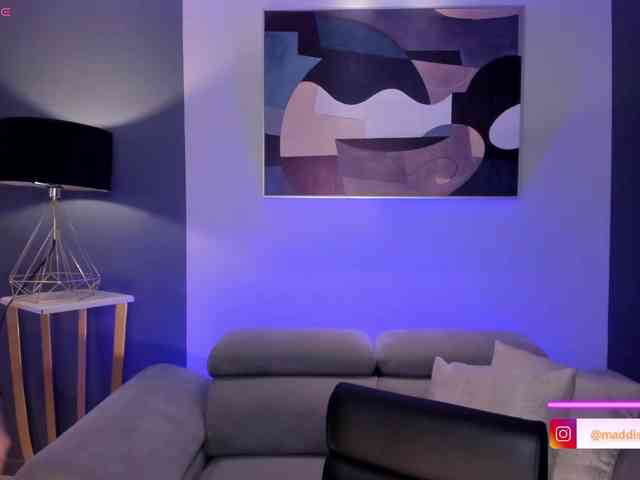 MaddisonCollins MaddisonCollins