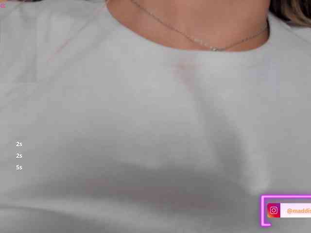 MaddisonCollins webcam