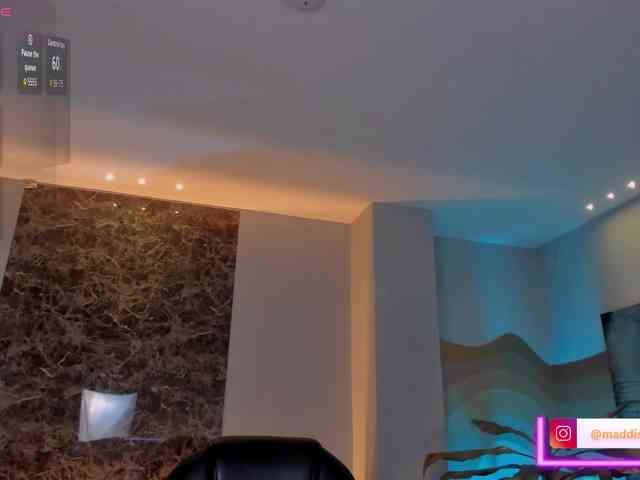 MaddisonCollins MaddisonCollins