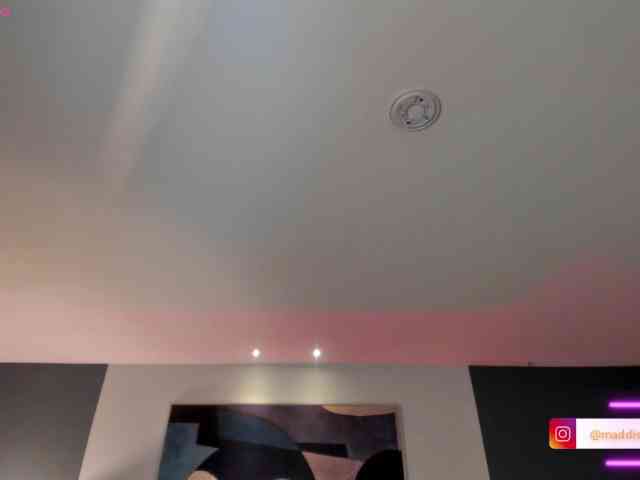 MaddisonCollins MaddisonCollins