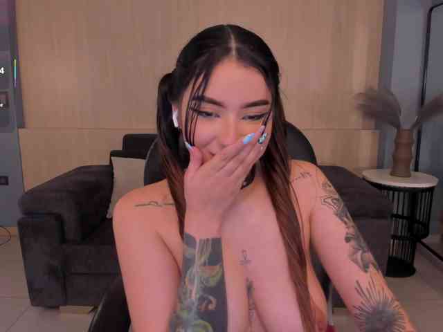 MaddisonCollins webcam