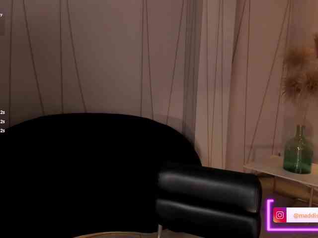 MaddisonCollins MaddisonCollins