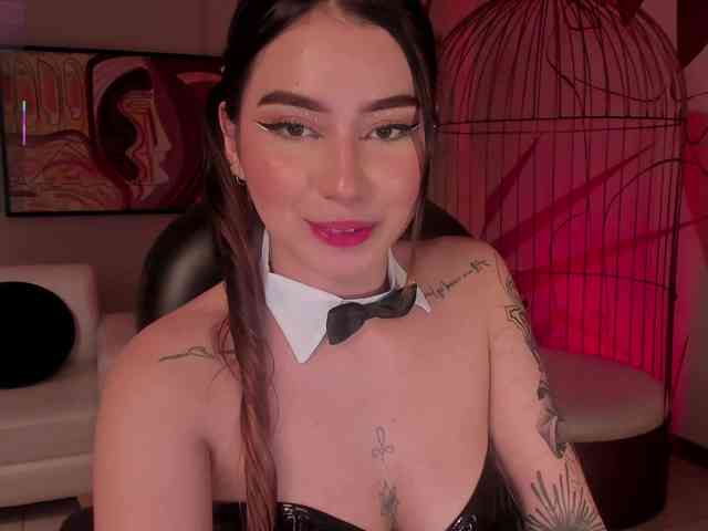 MaddisonCollins webcam
