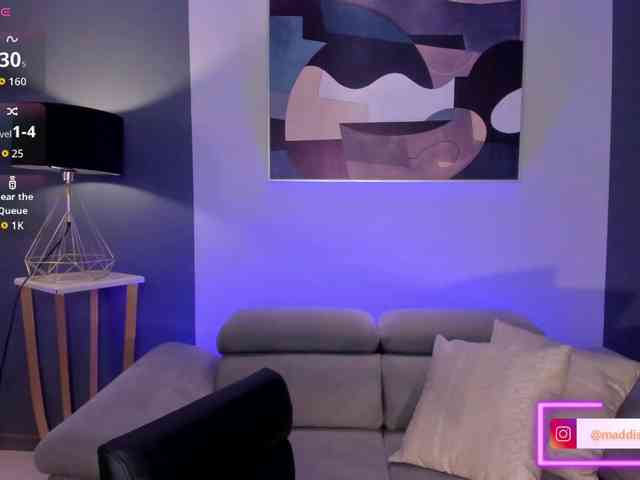 MaddisonCollins MaddisonCollins