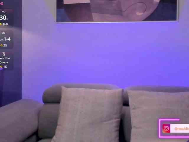 MaddisonCollins webcam