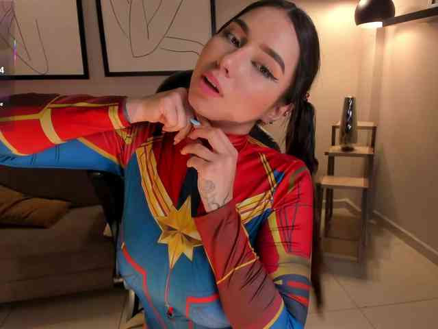 MaddisonCollins webcam