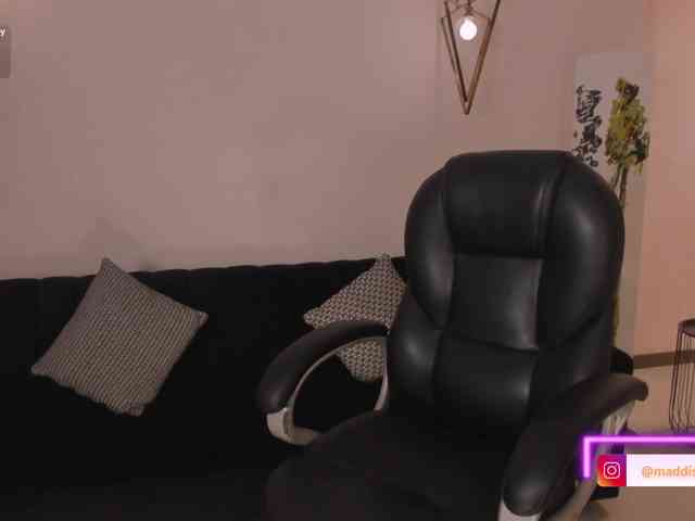 MaddisonCollins webcam