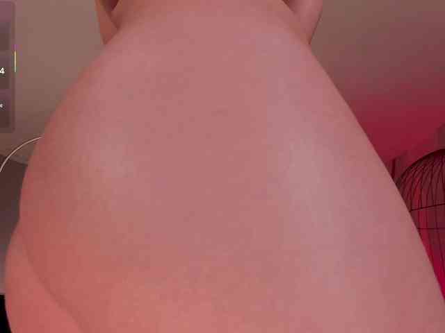 MaddisonCollins webcam