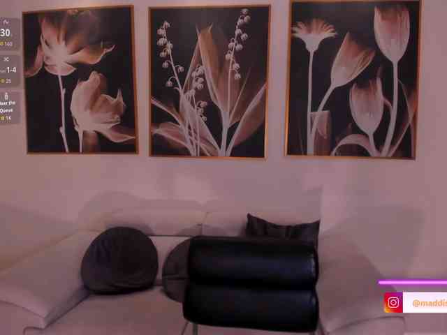 MaddisonCollins webcam