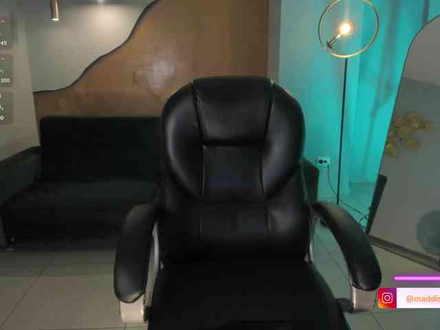 MaddisonCollins webcam