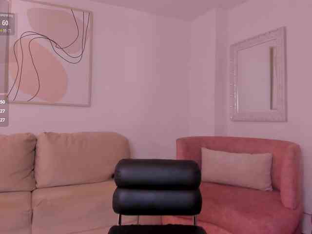 MaddisonCollins webcam
