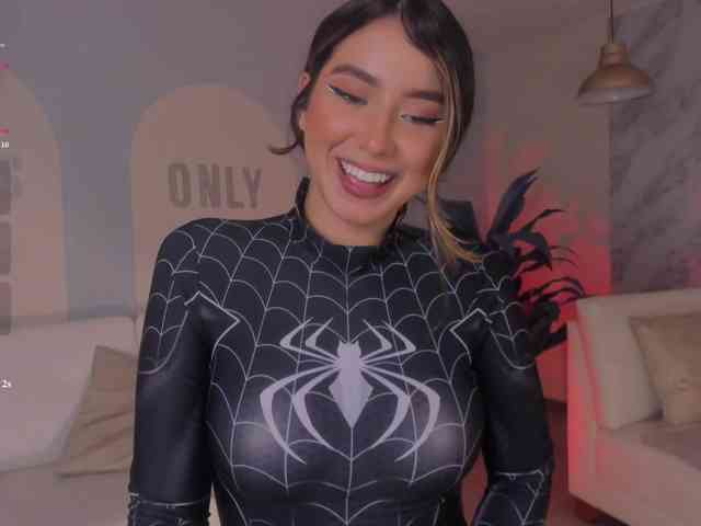 MaddisonCollins MaddisonCollins