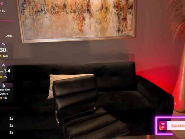 MaddisonCollins MaddisonCollins