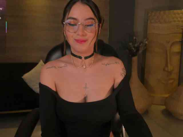 MaddisonCollins webcam