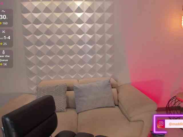 MaddisonCollins webcam