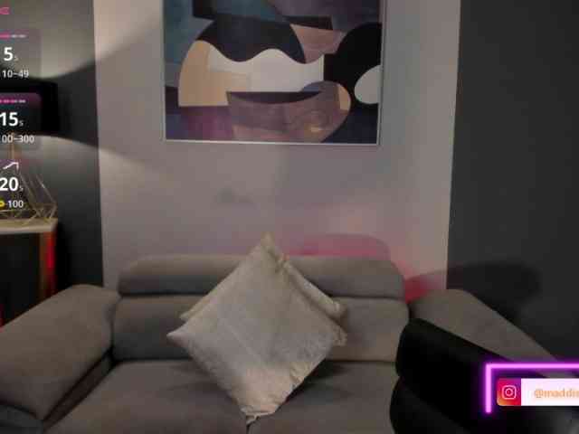 MaddisonCollins MaddisonCollins