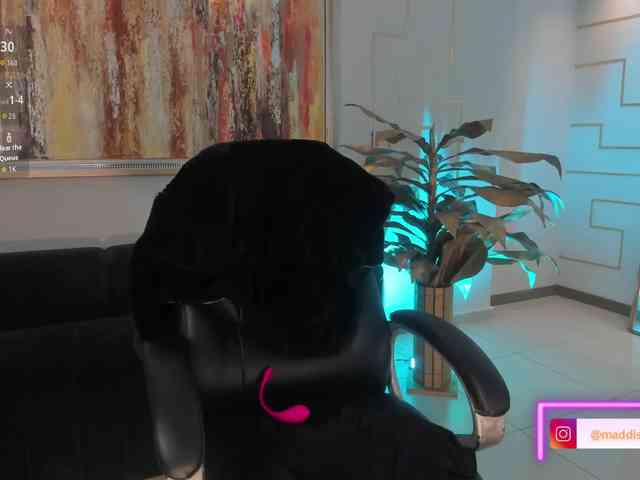 MaddisonCollins webcam