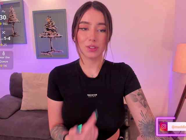 MaddisonCollins webcam