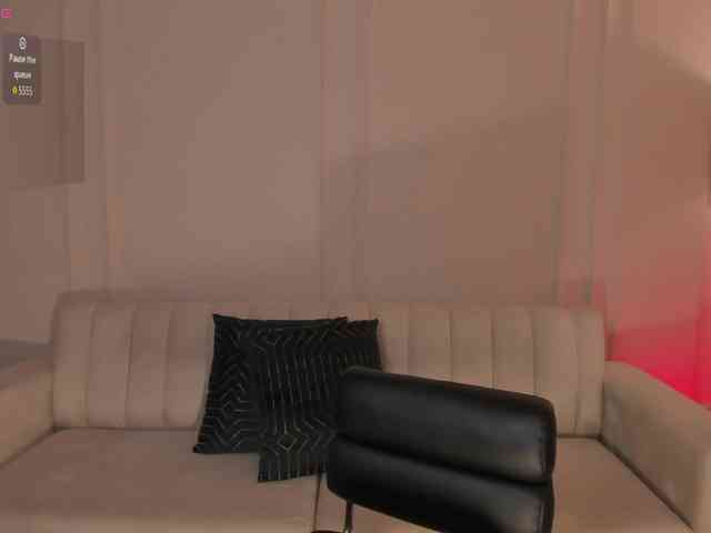 MaddisonCollins MaddisonCollins