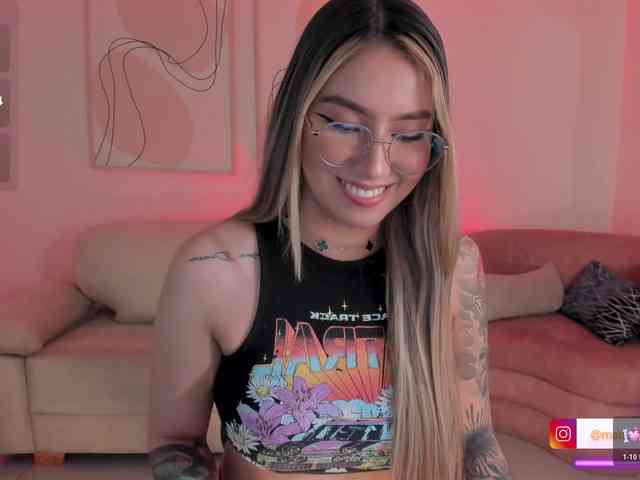 MaddisonCollins webcam