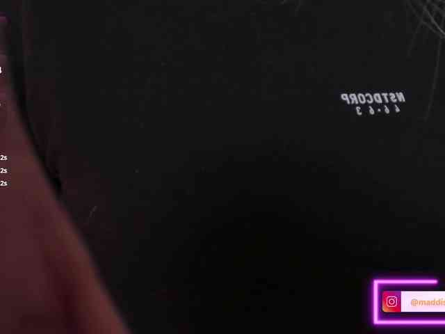 MaddisonCollins webcam