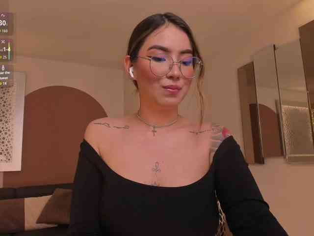MaddisonCollins webcam