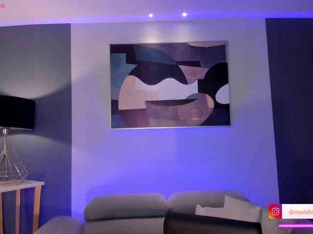 MaddisonCollins MaddisonCollins