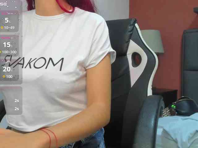 zoe-williams1 webcam